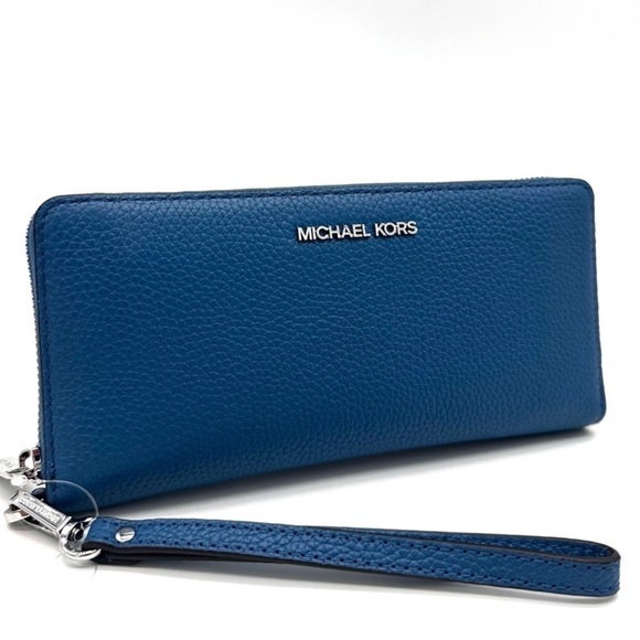Michael Kors Large Continental Wallet Wristlet Teal (NWT) - Picture 1 of 9